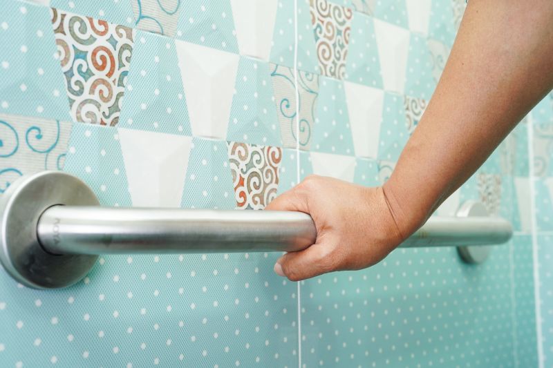 Safety Features in Bathtubs